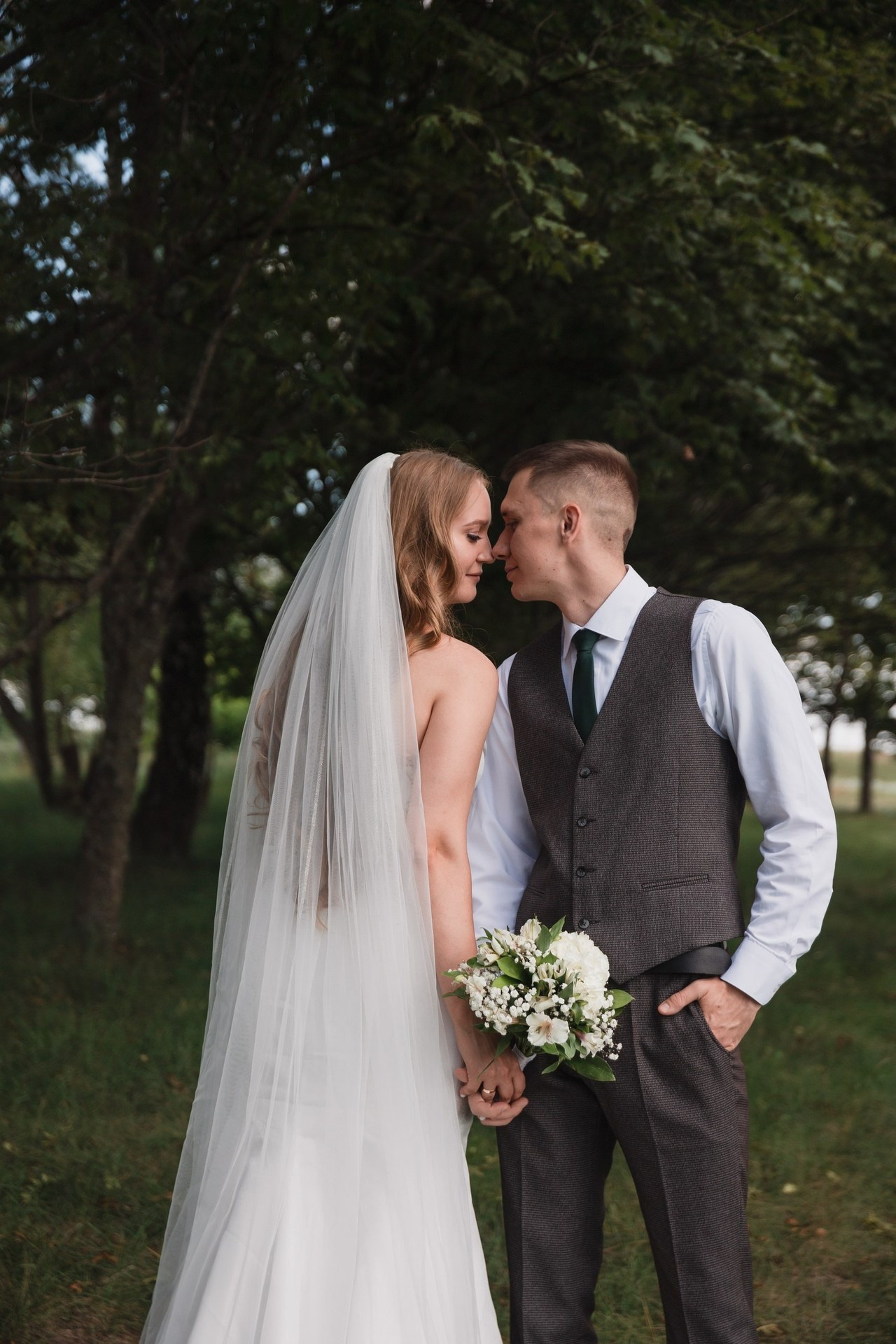 Свадебная поэма. Фотограф в Старом Осколе, Губкине Надежда Приболовец