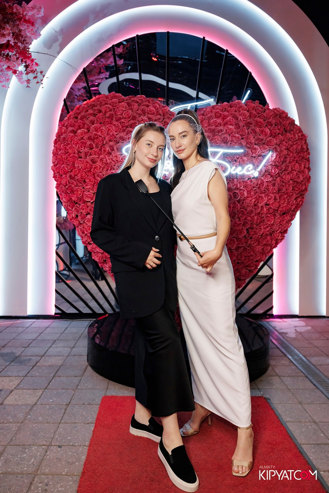 ЗАЯ, НА БИС. КИПЯТКОМ АЛМАТЫ!