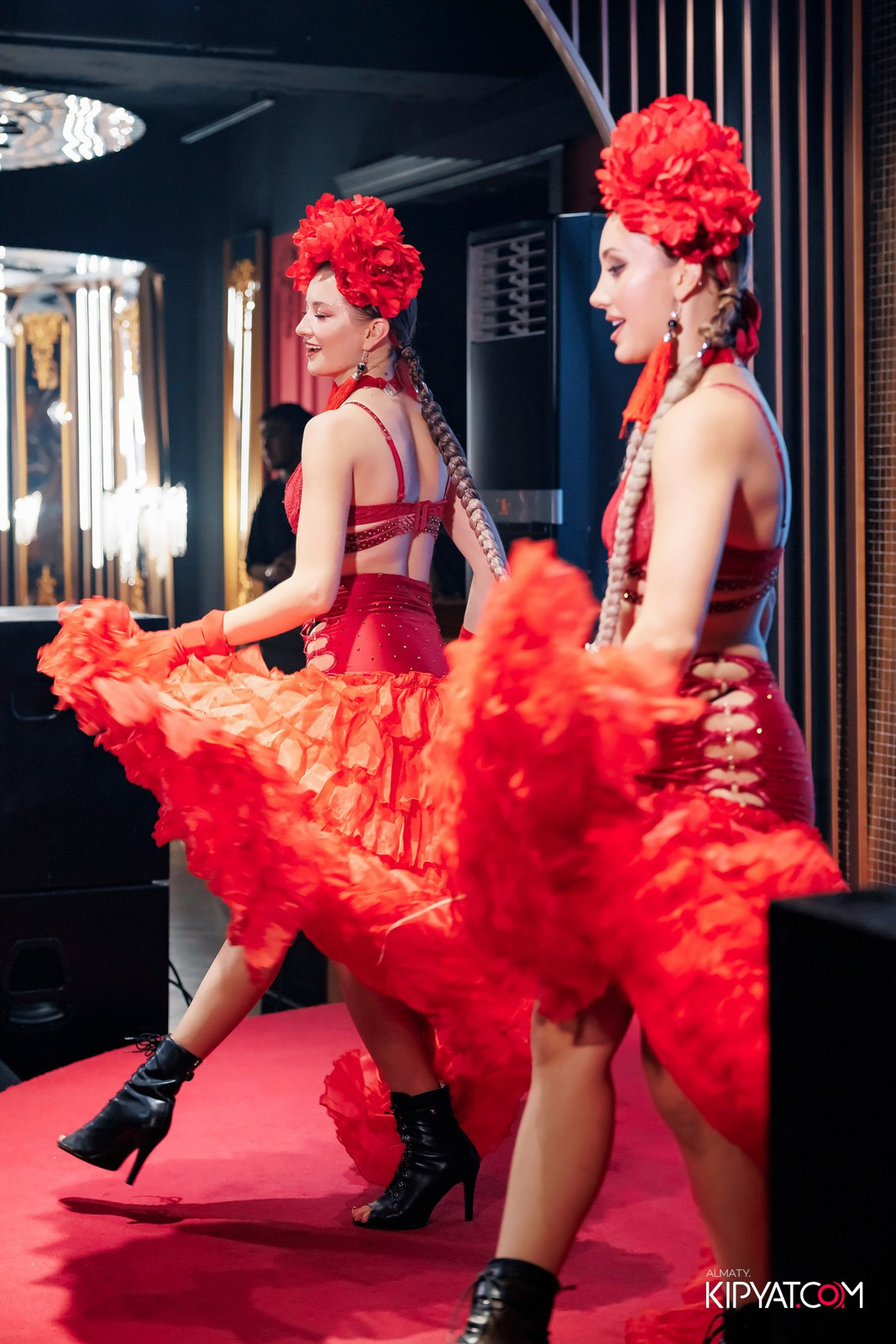 ЗАЯ, НА БИС. КИПЯТКОМ АЛМАТЫ!