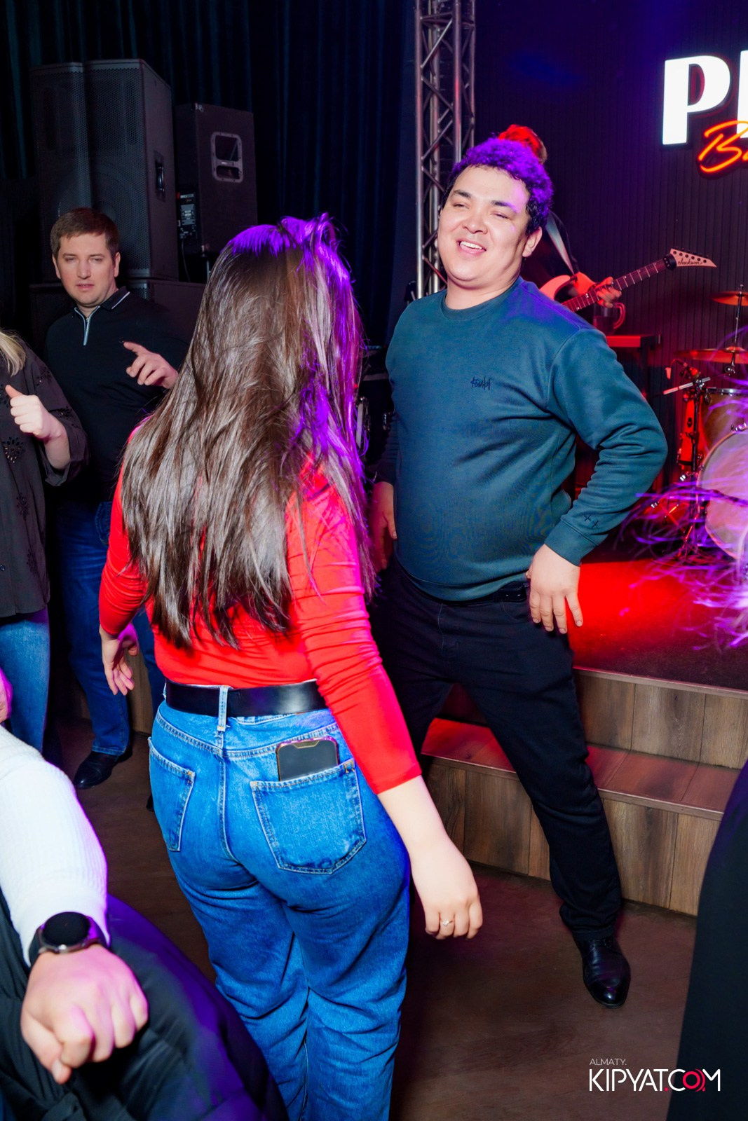 ПИНТА НА ДОСТЫК. КИПЯТКОМ АЛМАТЫ!