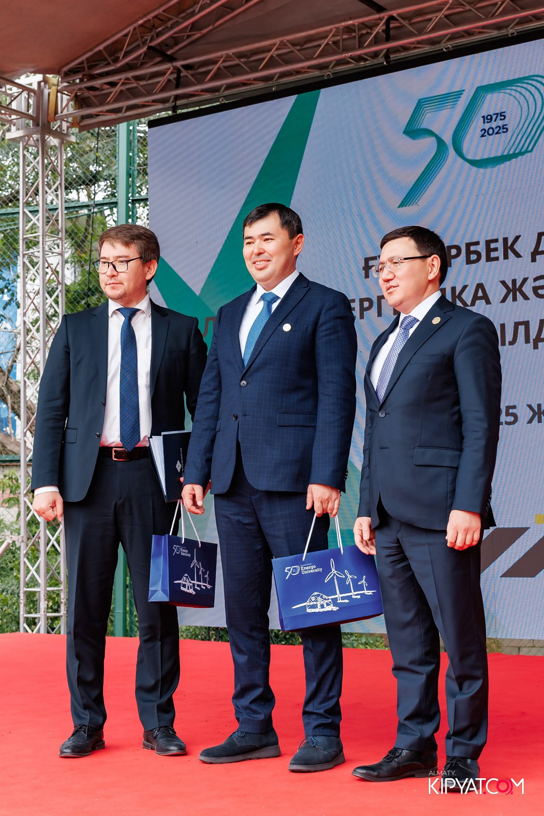 50 ЛЕТ — АЛМАТИНСКИЙ УНИВЕРСИТЕТ ЭНЕРГЕТИКИ И СВЯЗИ. КИПЯТКОМ АЛМАТЫ!