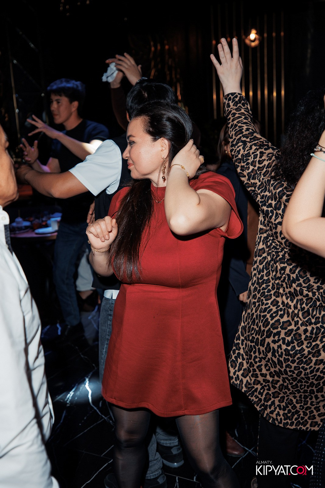 MOOD KARAOKE & TERRACE. КИПЯТКОМ АЛМАТЫ!