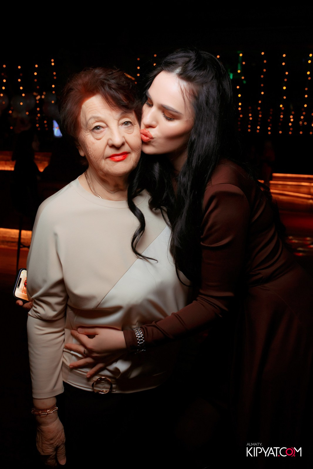 MUNCHEN PUB NA PANFILOVA. КИПЯТКОМ АЛМАТЫ!