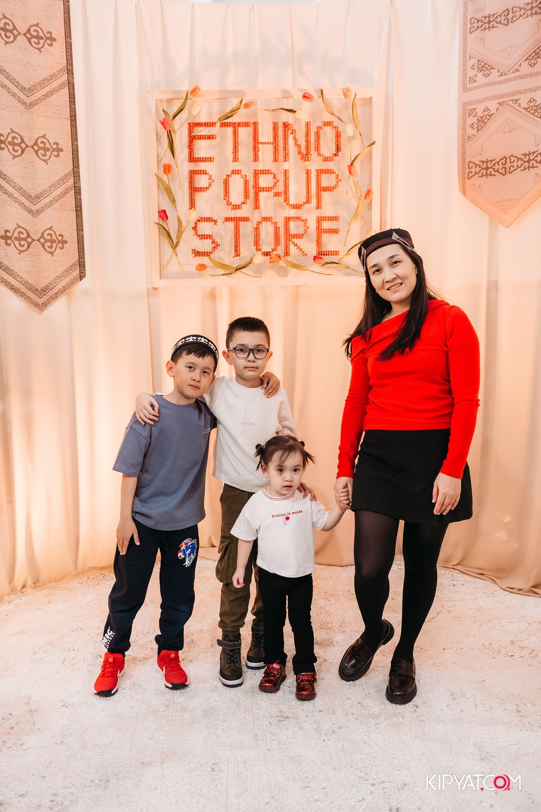 ETHNO POP-UP STORE NAURYZ B SADU ARENA. КИПЯТКОМ АЛМАТЫ!