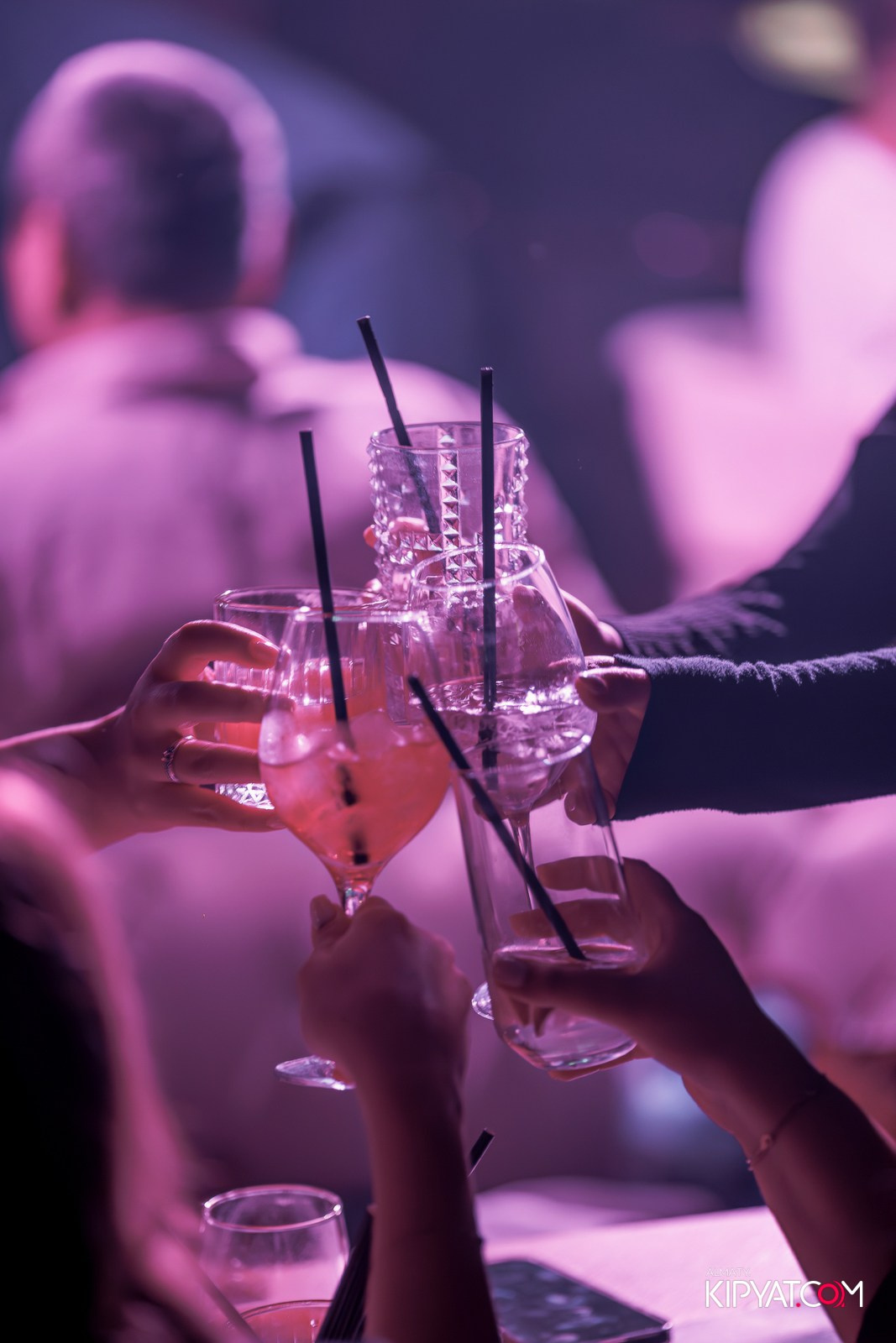 PATRIKI RESTAURANT. КИПЯТКОМ АЛМАТЫ!