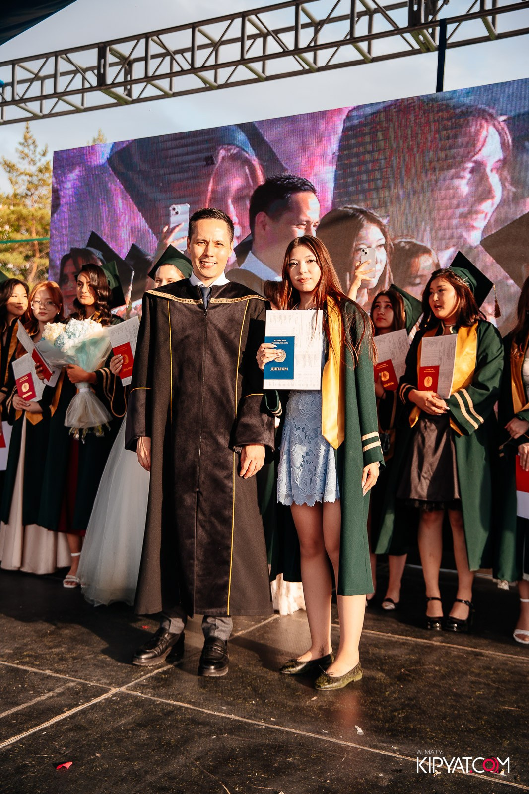 ВРУЧЕНИЕ ДИПЛОМОВ — НАРХОЗ КОЛЛЕДЖ. Part 3. КИПЯТКОМ АЛМАТЫ!
