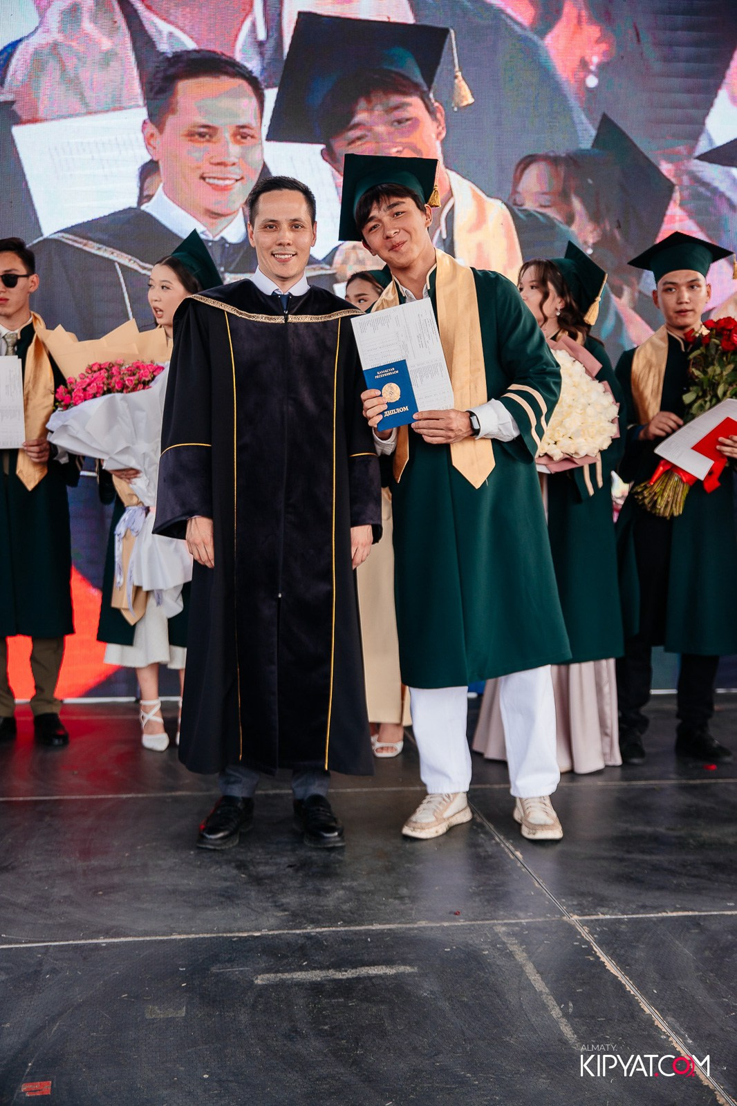 ВРУЧЕНИЕ ДИПЛОМОВ — НАРХОЗ КОЛЛЕДЖ. Part 3. КИПЯТКОМ АЛМАТЫ!