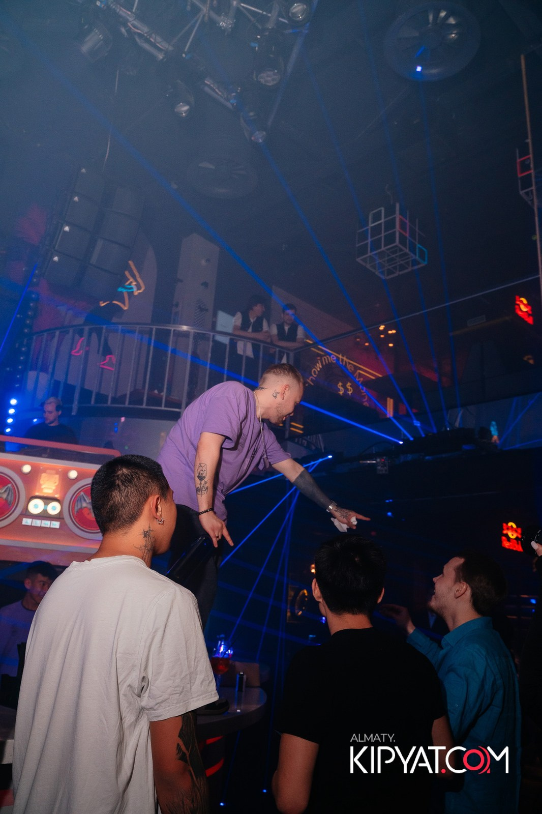 SANTA BARBARA — «OldСкулы Свело» Выступление группы 101. КИПЯТКОМ АЛМАТЫ!