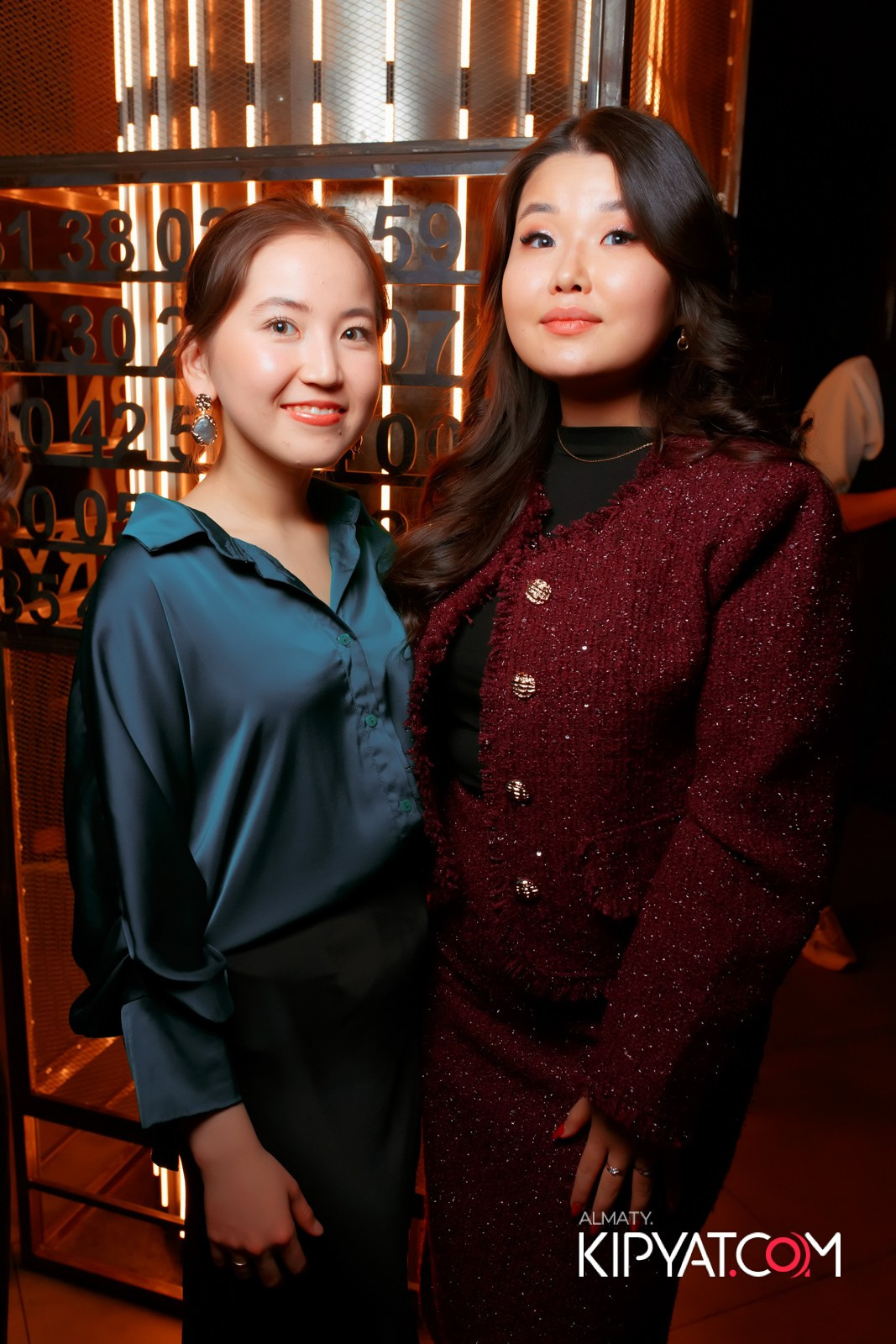 SPACE LOUNGE BAR. КИПЯТКОМ АЛМАТЫ!