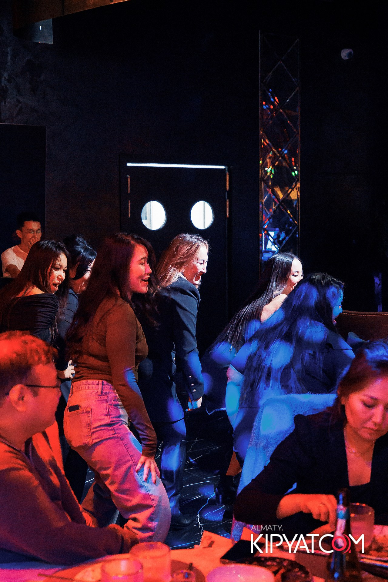 MOOD KARAOKE & TERRACE. КИПЯТКОМ АЛМАТЫ!