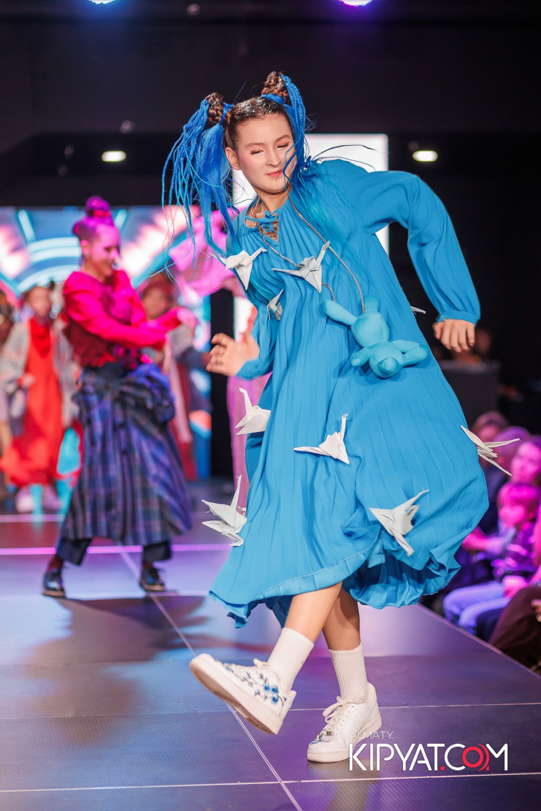 JUNIOR MODELS SHOW В РАМКАХ БЛАГОТВОРИТЕЛЬНОГО ПРОЕКТА МОДА ЗА СЧАСТЬЕ ДЕТЕЙ. КИПЯТКОМ АЛМАТЫ!