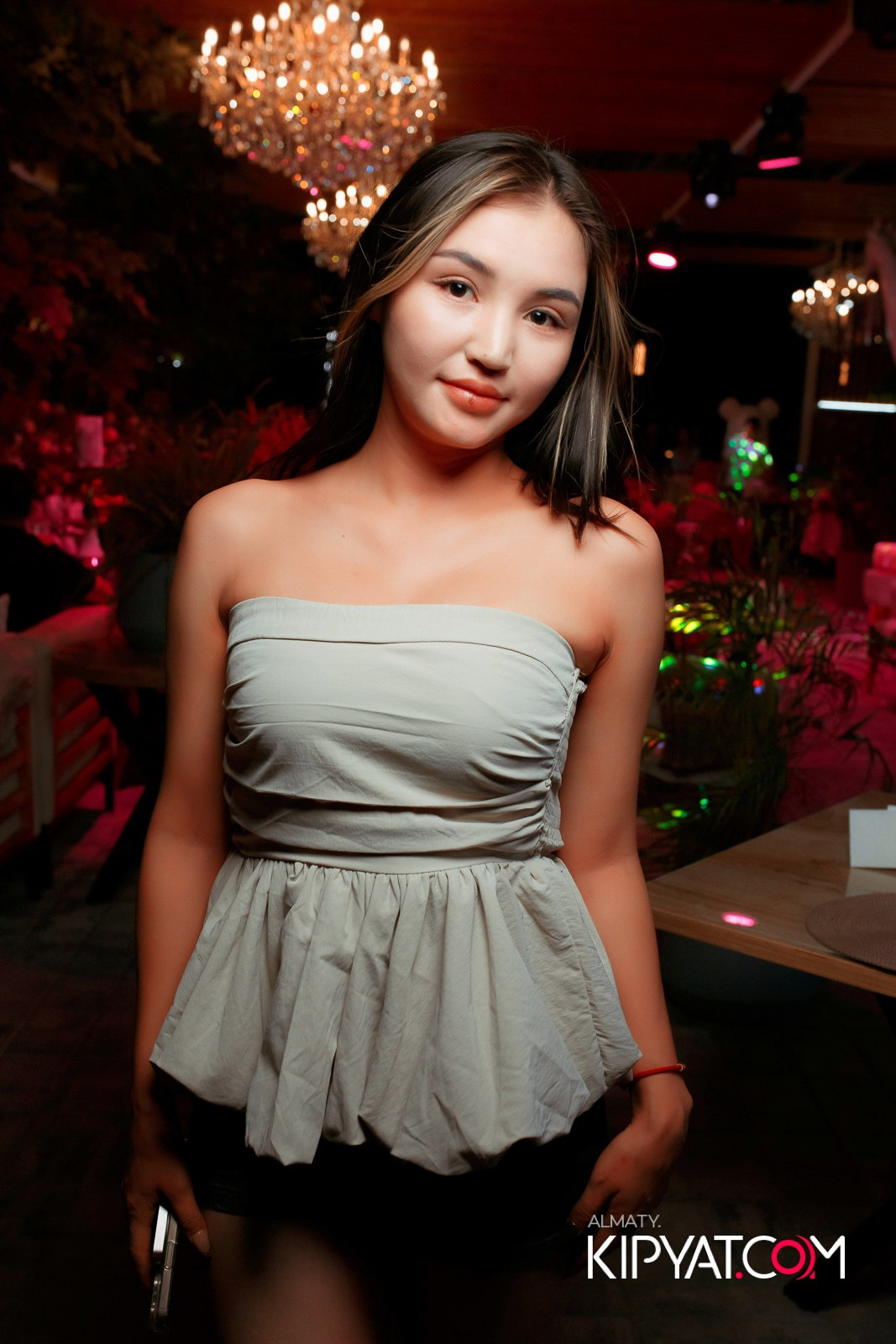 FRIENDS BAR & TERRACE. КИПЯТКОМ АЛМАТЫ!