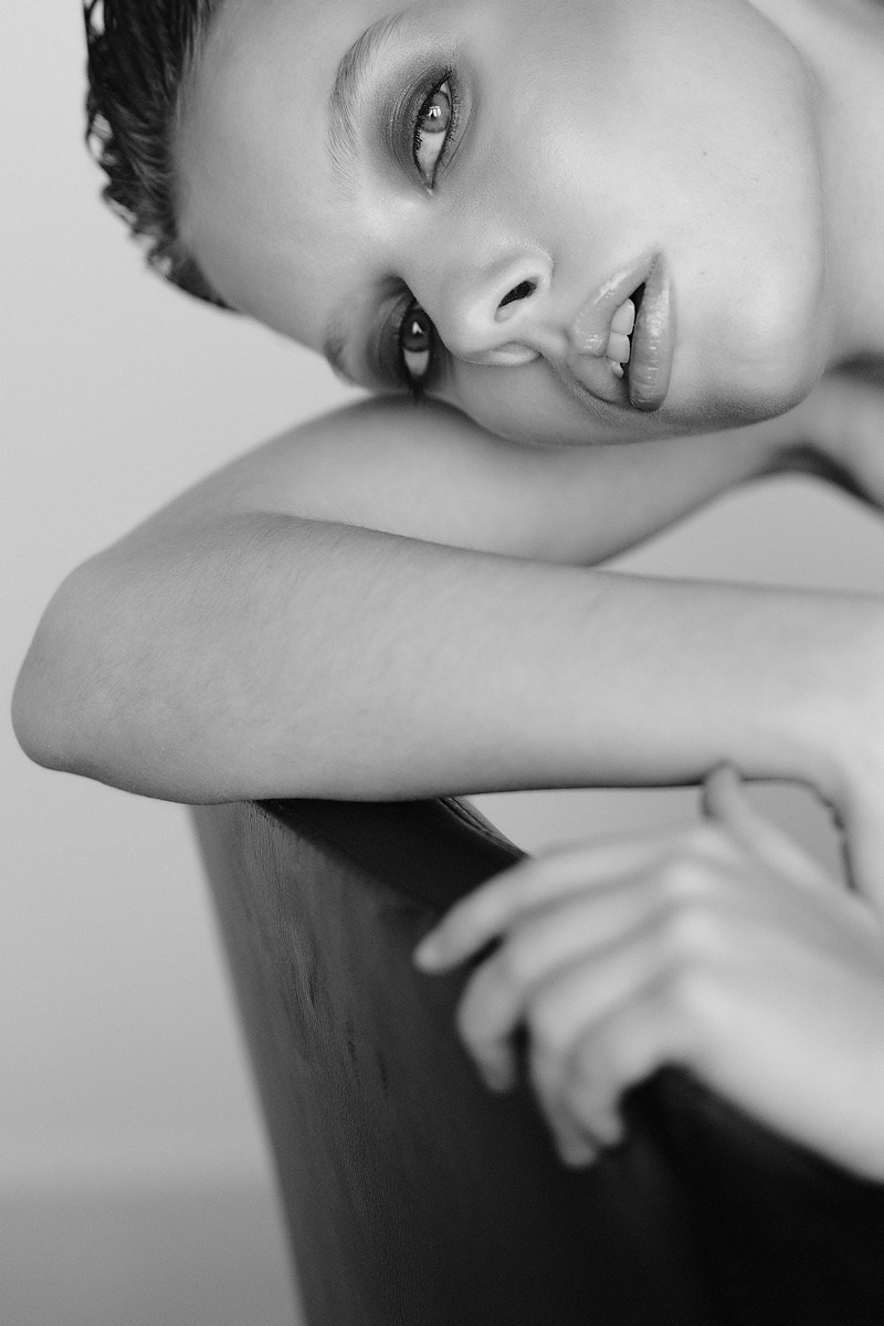 фотограф Михаил Гуляев. Фотосессия в Новосибирске. Фотосессия в студии Новосибирск