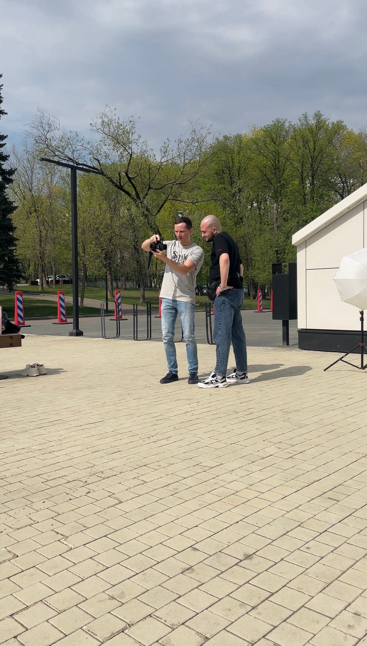 Индивидуальный Урок по фото с искуственным светом. Компания и фотошкола по созданию контента в Москве