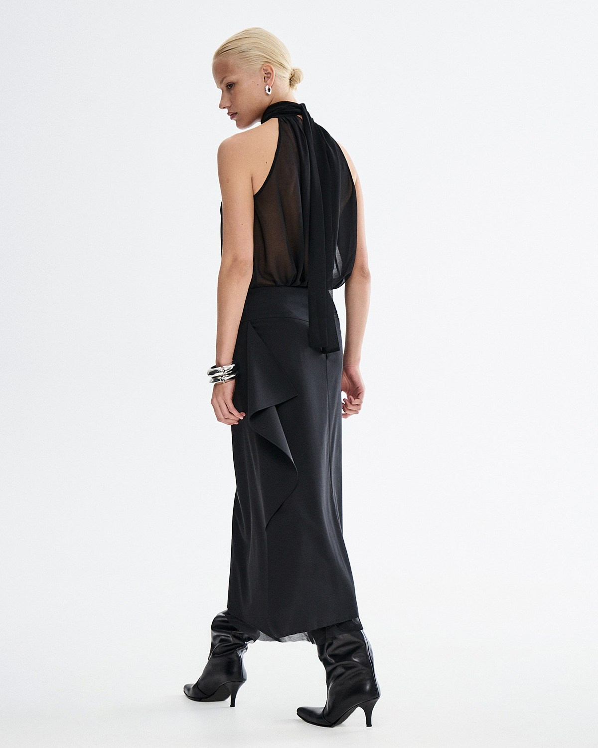 ROOM513. Фотограф и видеограф для брендов в Москве