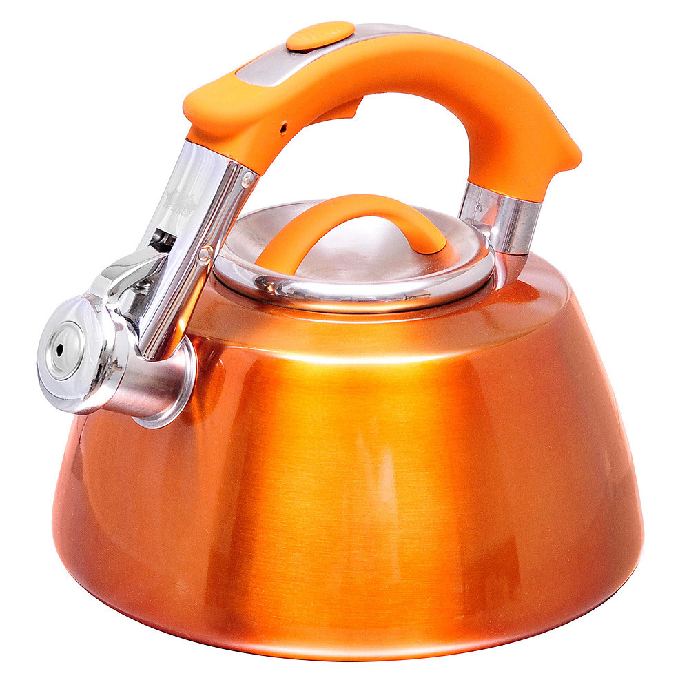 чайник оранжевого цвета на белом фоне