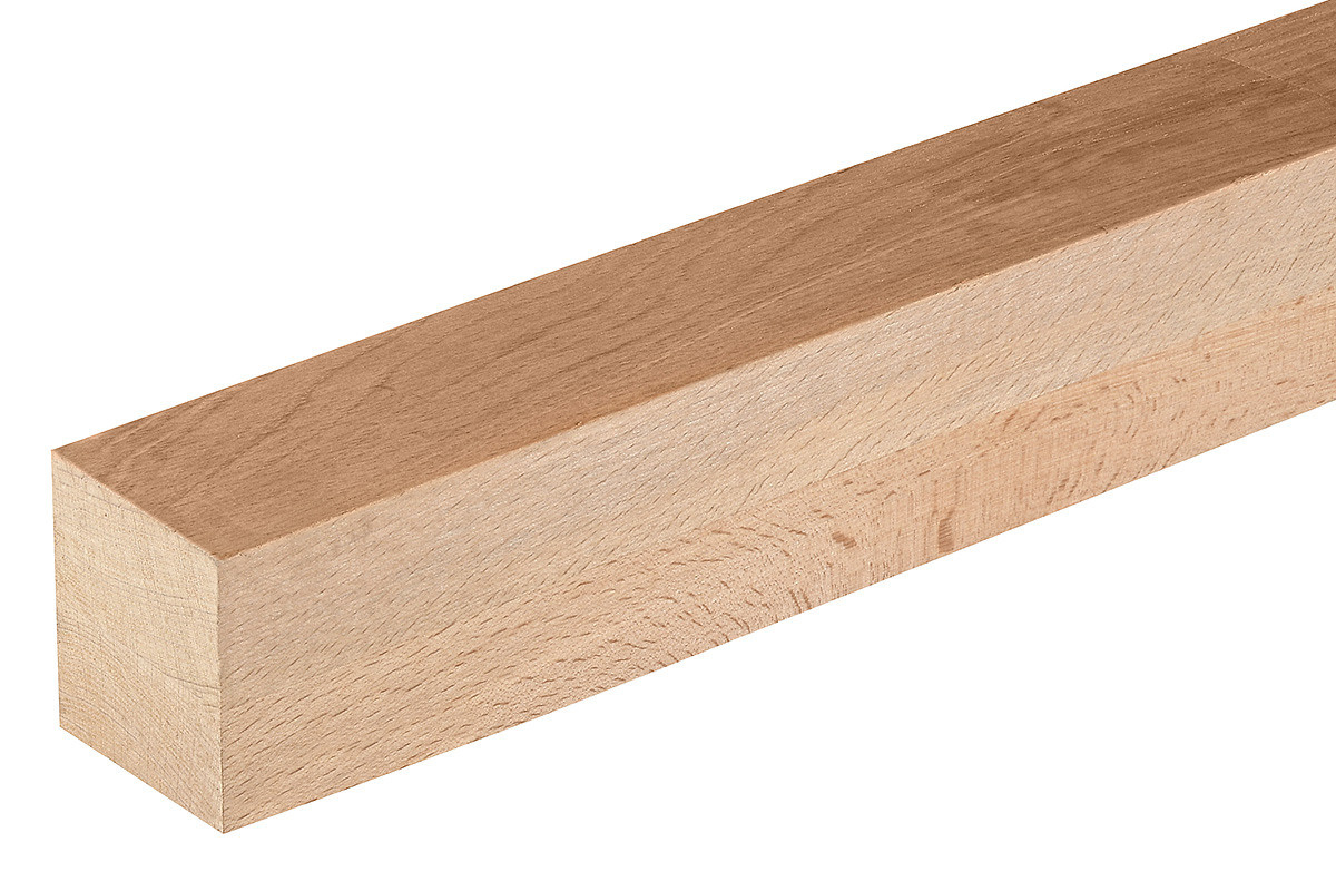 Деревянный брус вид под углом