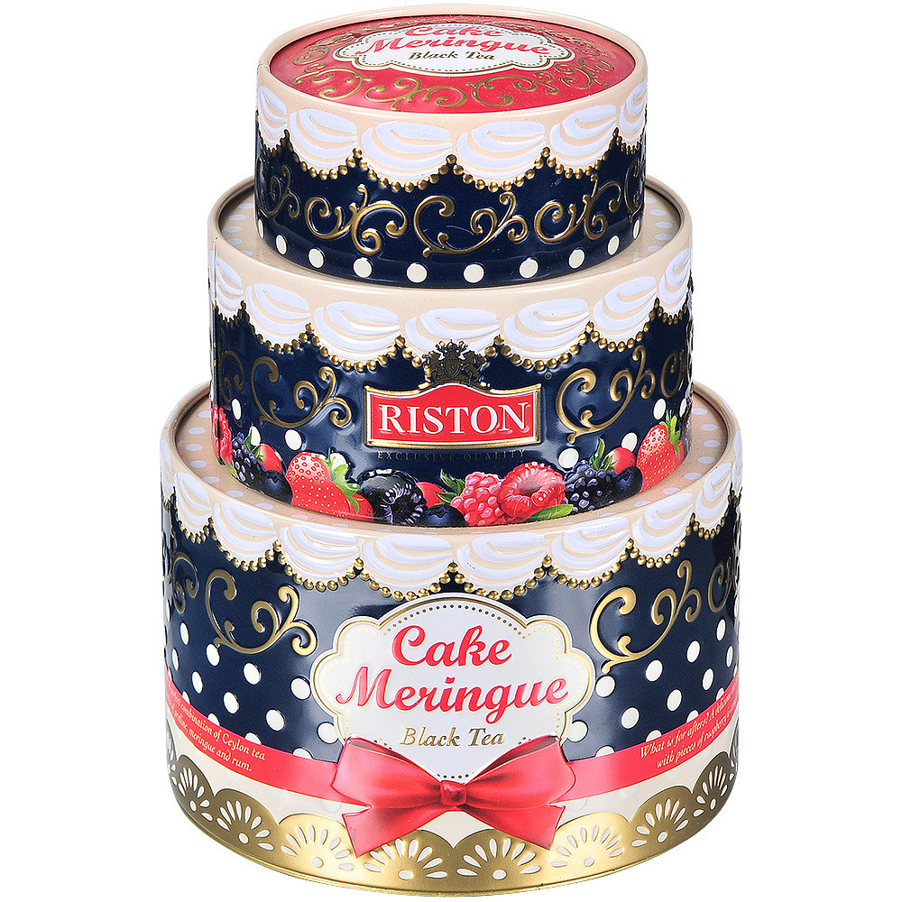 Жестяная упаковка чая на белом фоне.