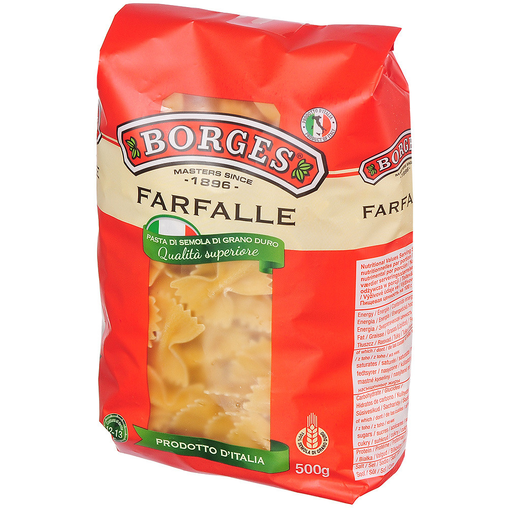 красная упаковка макарон бантиков на белом фоне