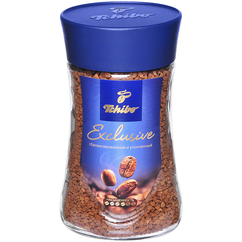 Прозрачная банка с растворимым кофе с голубой этикеткой.