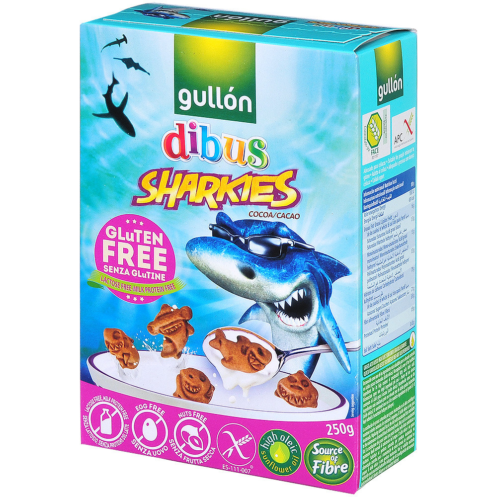 голубая упаковка на белом фоне