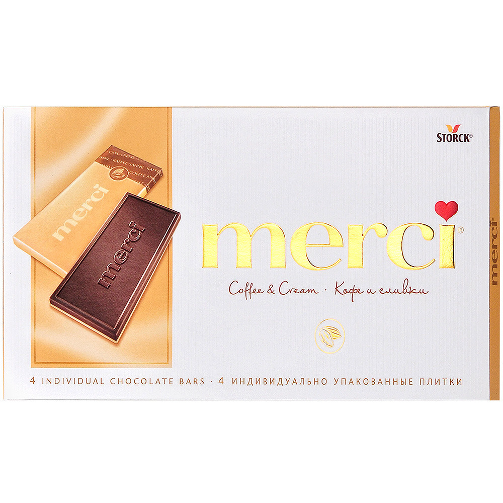 белая упаковка шоколада на белом фоне