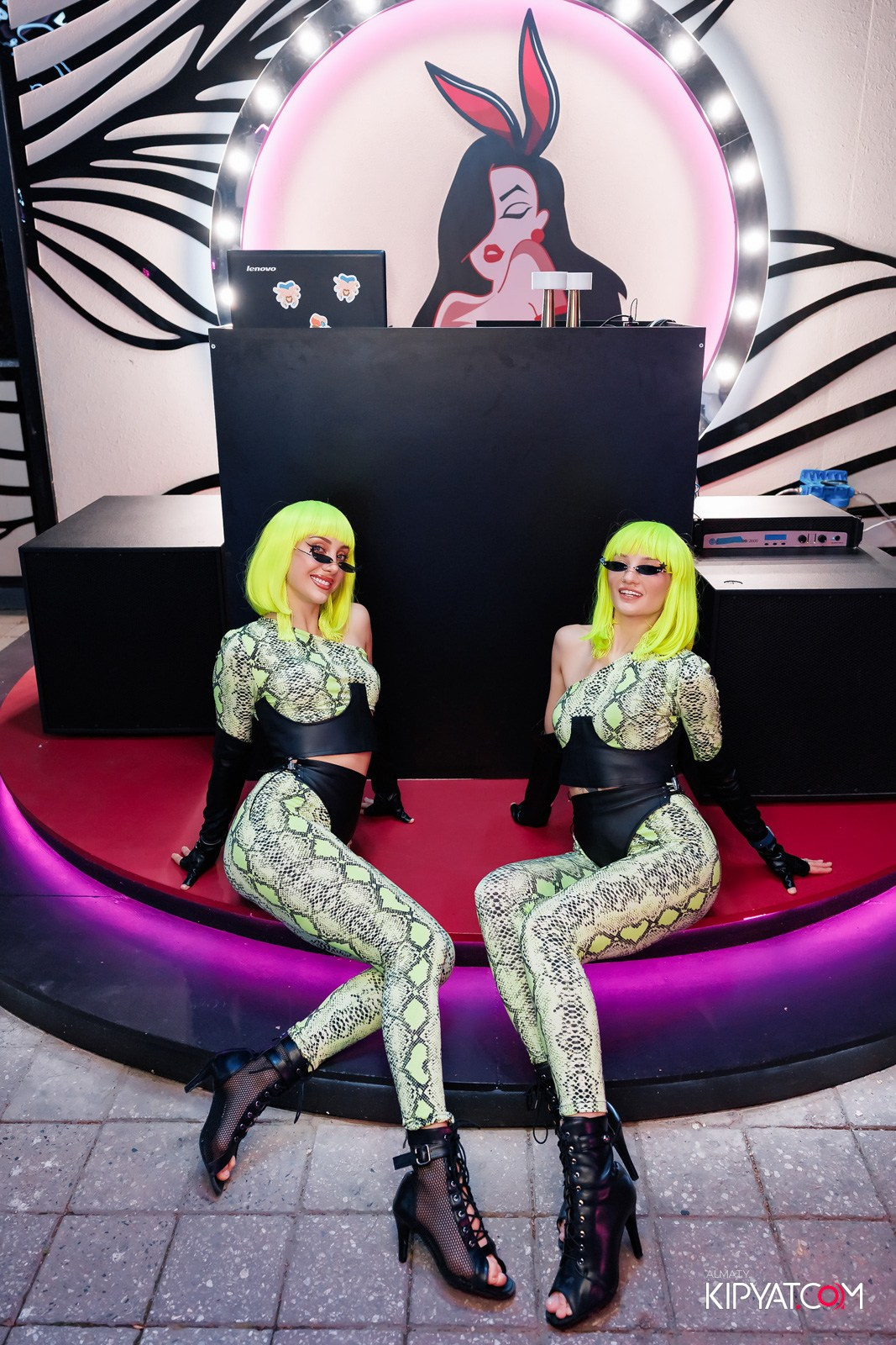 ЗАЯ, НА БИС. КИПЯТКОМ АЛМАТЫ!