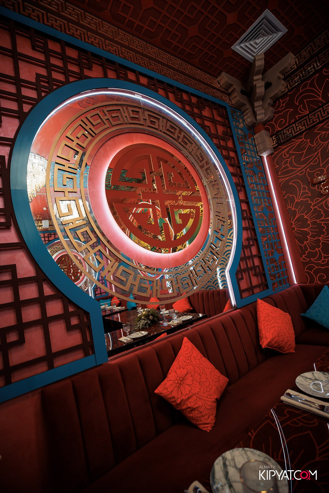 MOOD KARAOKE & TERRACE. КИПЯТКОМ АЛМАТЫ!