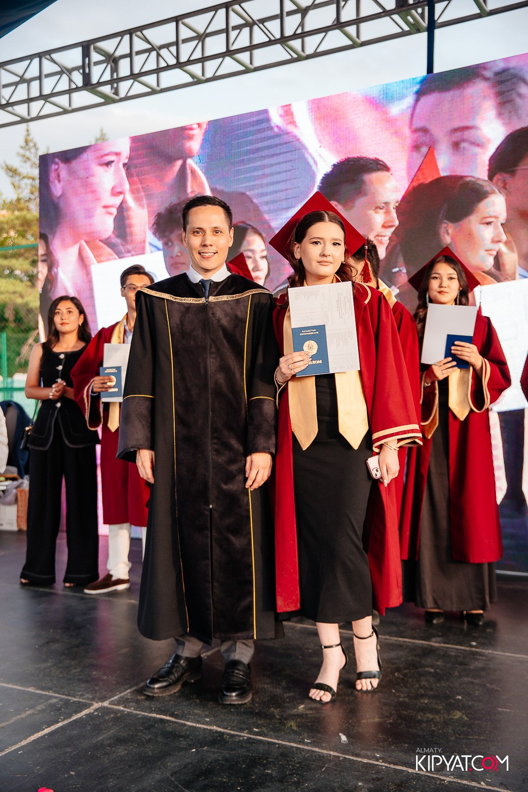 ВРУЧЕНИЕ ДИПЛОМОВ — НАРХОЗ КОЛЛЕДЖ. Part 4. КИПЯТКОМ АЛМАТЫ!