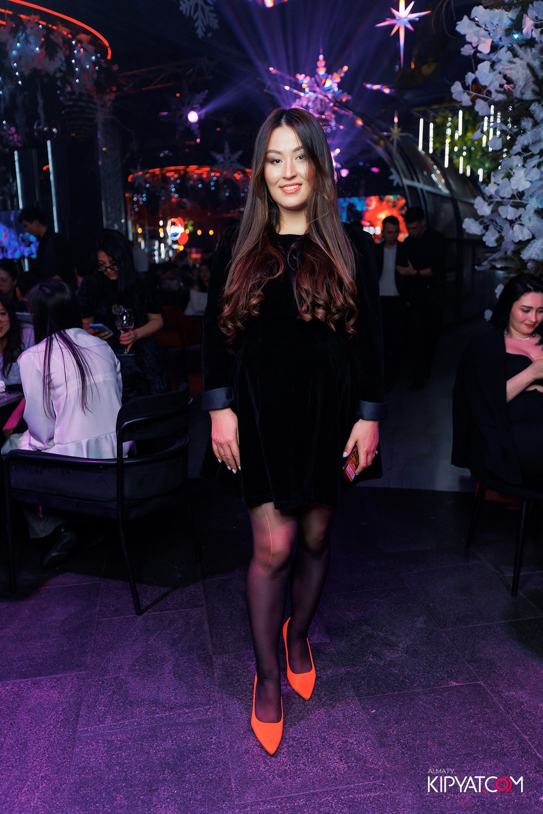 FRIENDS BAR & TERRACE. КИПЯТКОМ АЛМАТЫ!