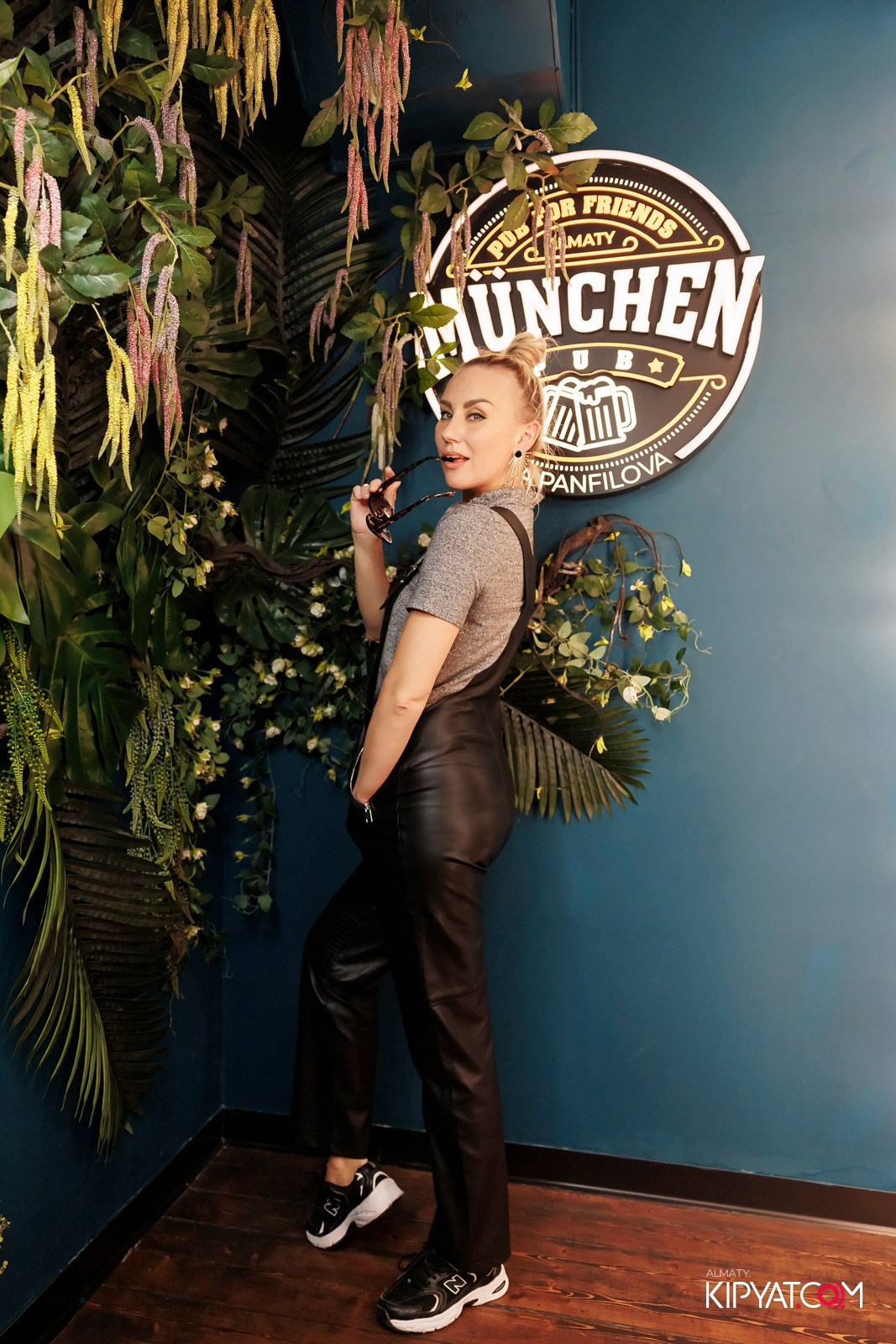 MUNCHEN PUB. КИПЯТКОМ АЛМАТЫ!