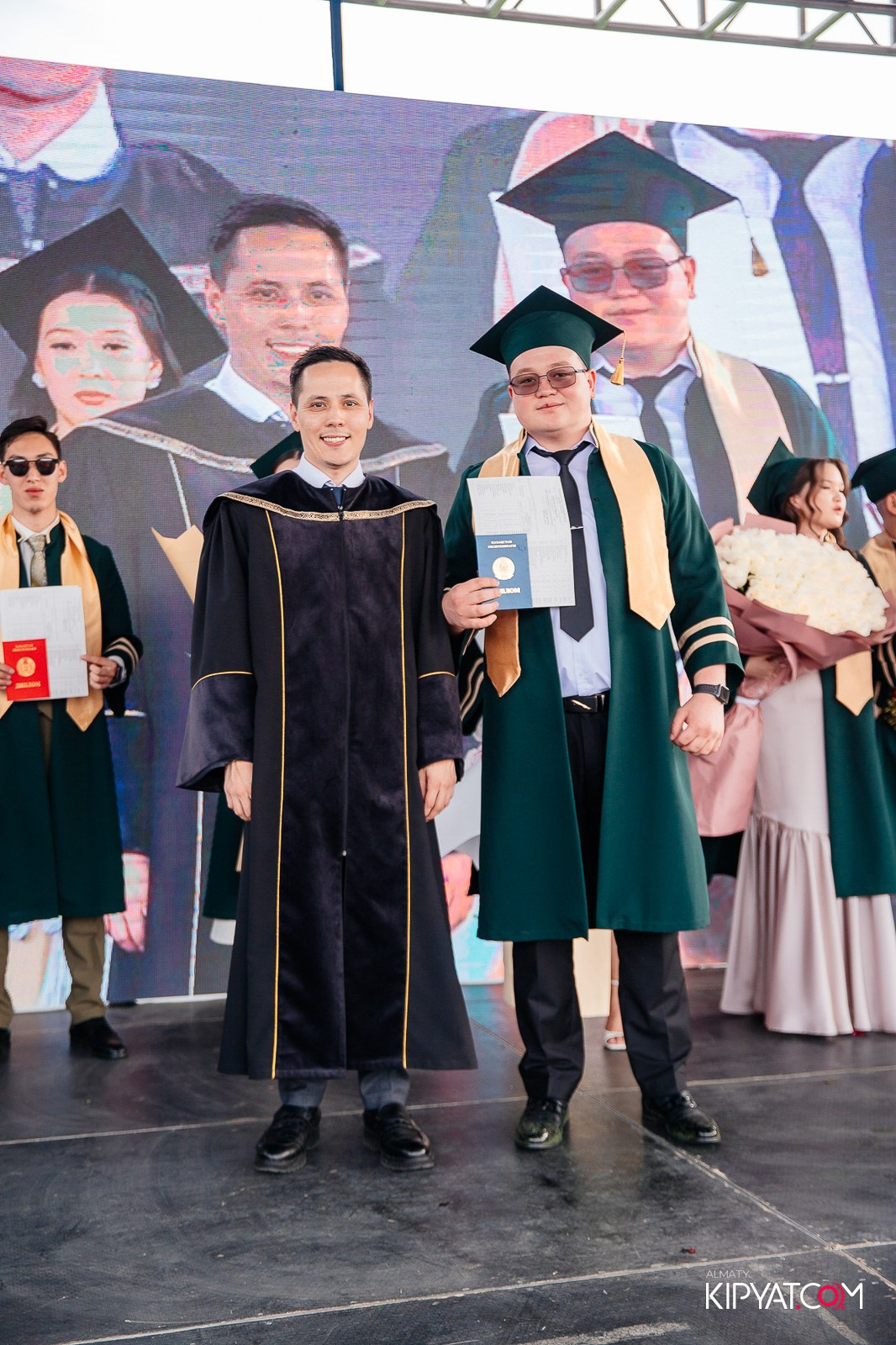 ВРУЧЕНИЕ ДИПЛОМОВ — НАРХОЗ КОЛЛЕДЖ. Part 3. КИПЯТКОМ АЛМАТЫ!