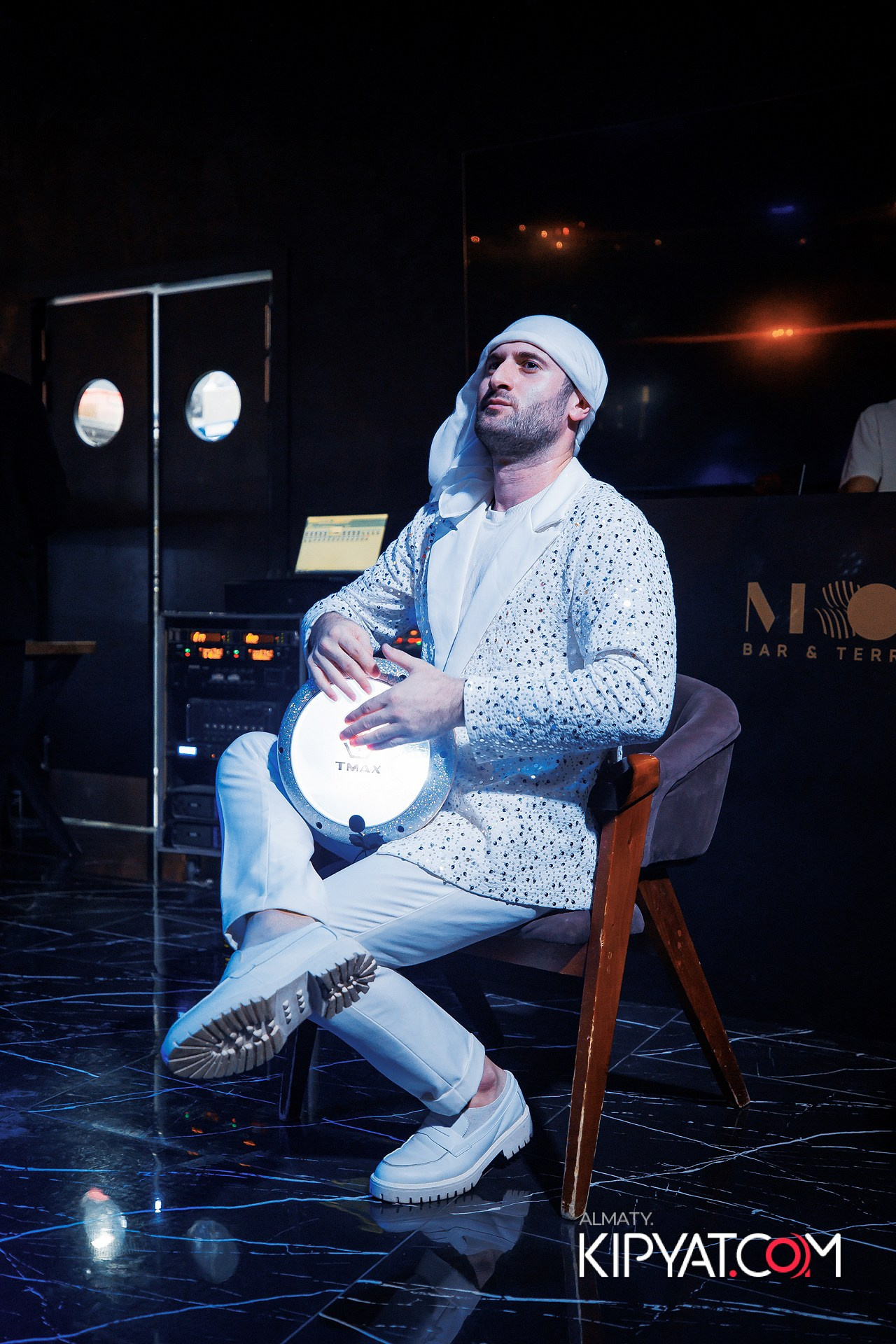 MOOD KARAOKE & TERRACE. КИПЯТКОМ АЛМАТЫ!