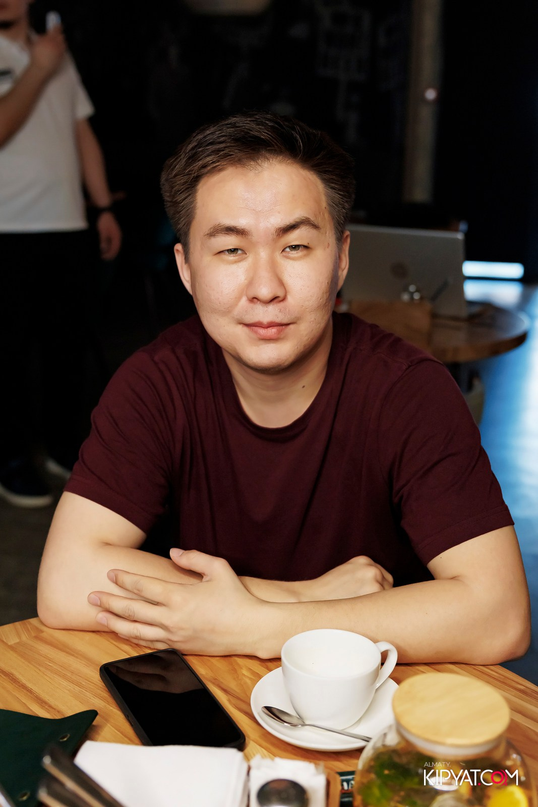 ПИНТА НА СЕЙФУЛЛИНА. КИПЯТКОМ АЛМАТЫ! Фотосъемка мероприятий в Алматы