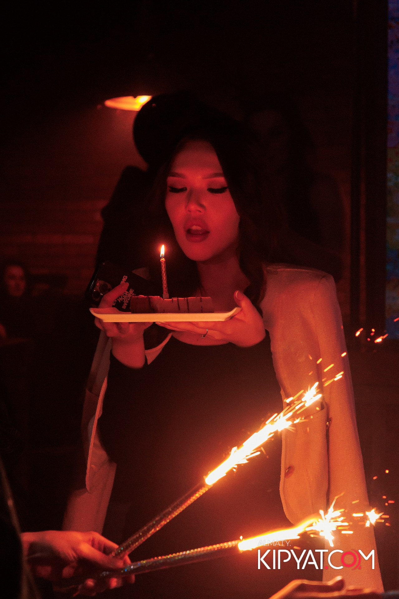 LUGO BAR. КИПЯТКОМ АЛМАТЫ!