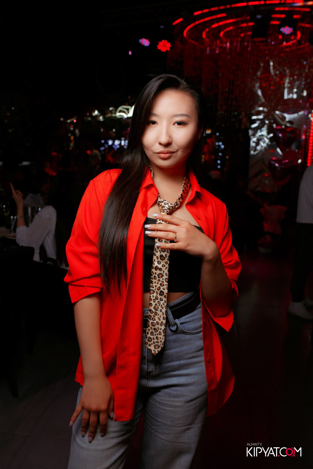 FRIENDS BAR & TERRACE. КИПЯТКОМ АЛМАТЫ!