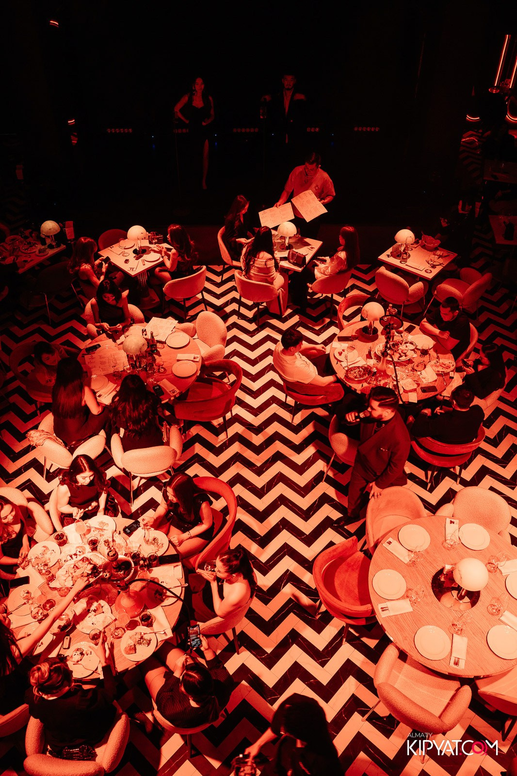 QUEEN. КИПЯТКОМ АЛМАТЫ!