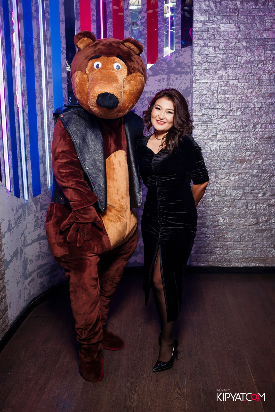 УХО И МЕДВЕДЬ НА ГАГАРИНА. КИПЯТКОМ АЛМАТЫ! Фотосъемка мероприятий в Алматы