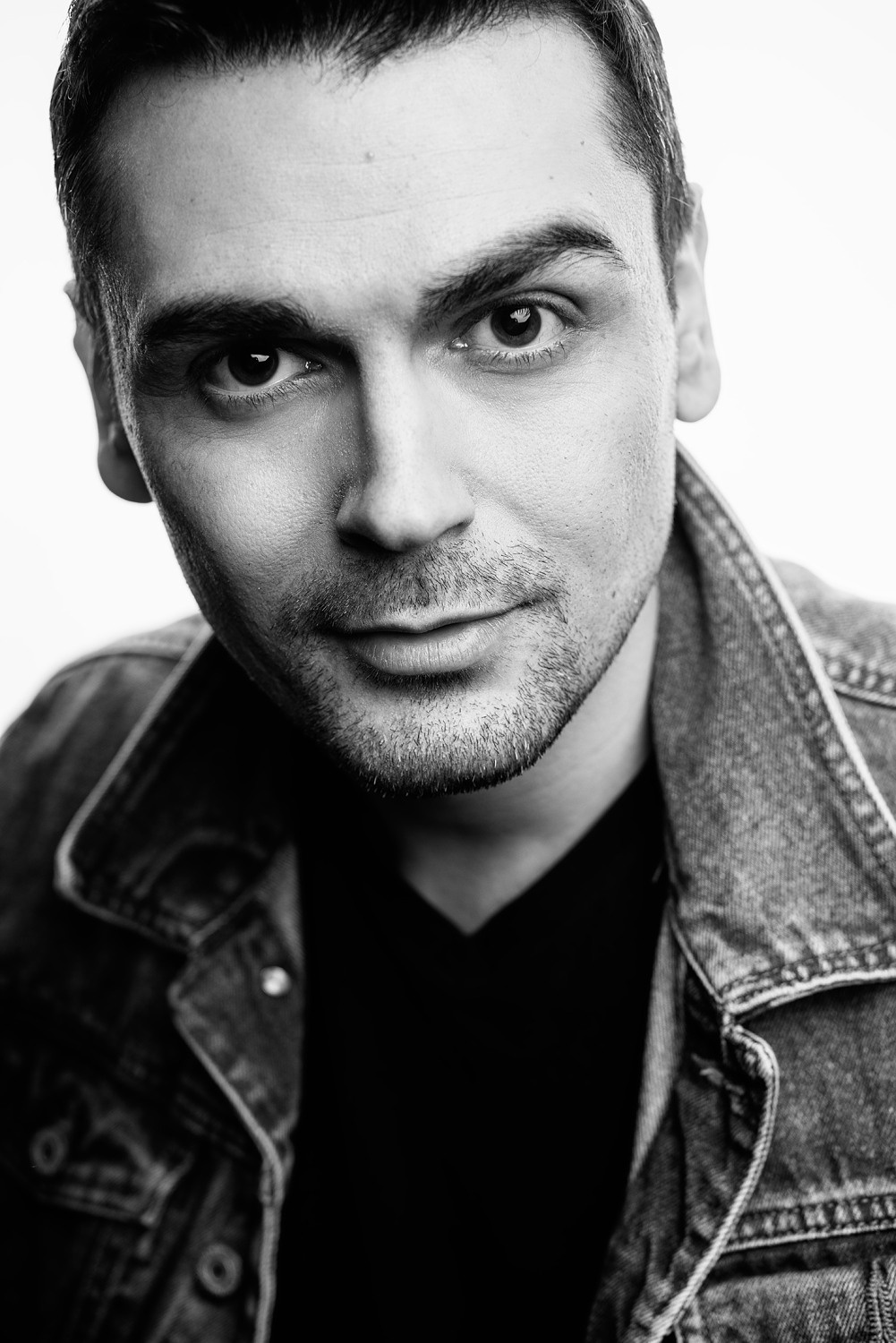 Альбом. Руслан Китайгородский. Фотограф Михаил Ряховский