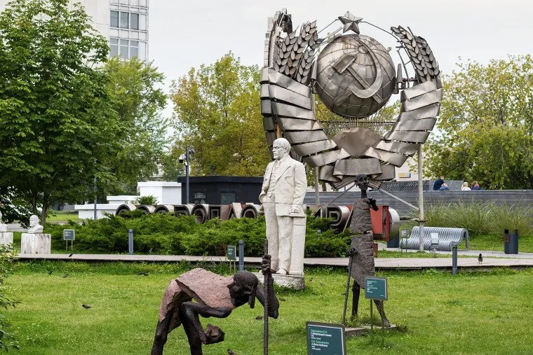 Музеон Москва. Фотограф для маркетплейсов Михаил Бове
