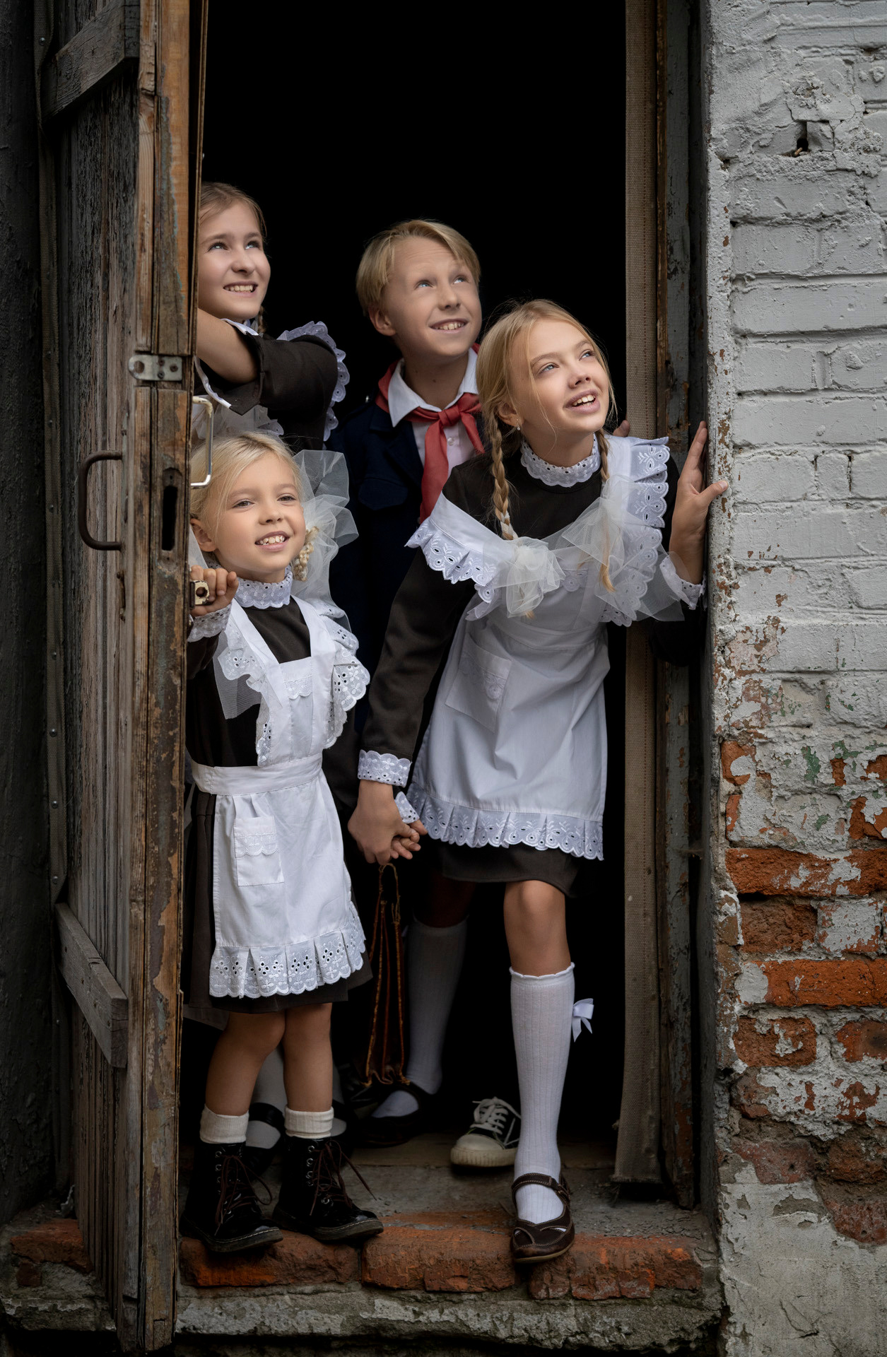 Школьная пора: прогулка. Фотограф Сергей Танков