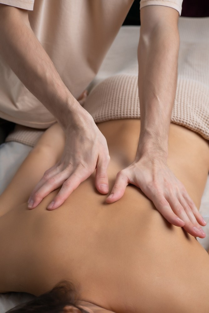 Массаж. Семейный и Свадебный фотограф в Сочи