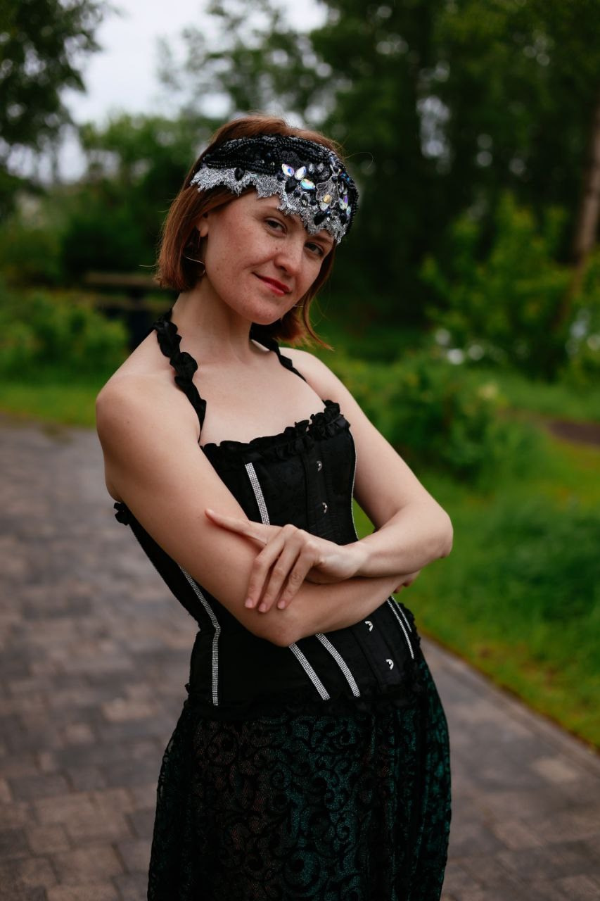 ТЫ КОРОЛЕВА. Фотограф Красноярск съемки лавстори, фотосессия в студии, портретная съемка, творческие фотосессии