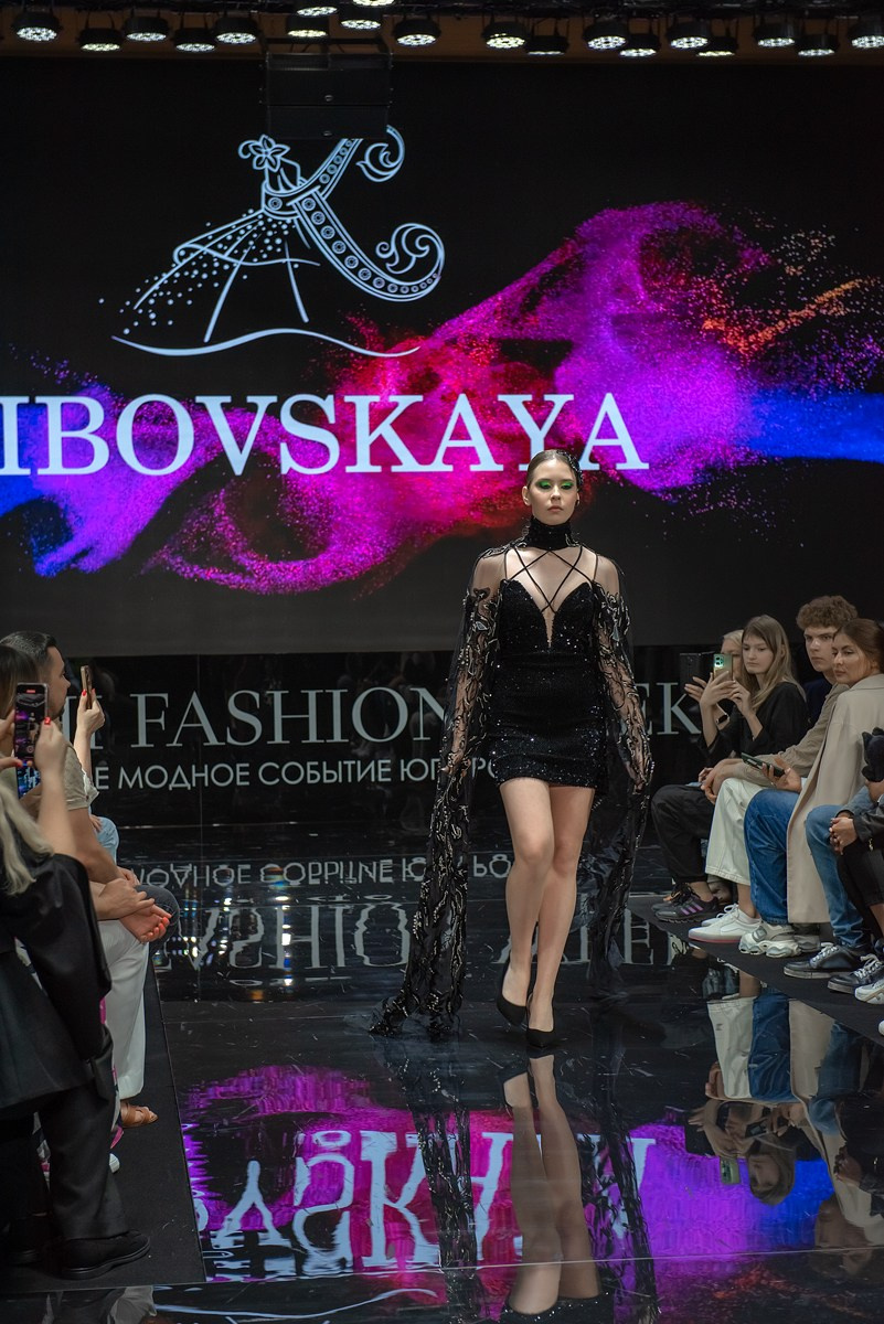SochiFashionWeek2024 дизайнер Кибовская. Семейный и коммерческий фотограф в Сочи Александр Бодунов