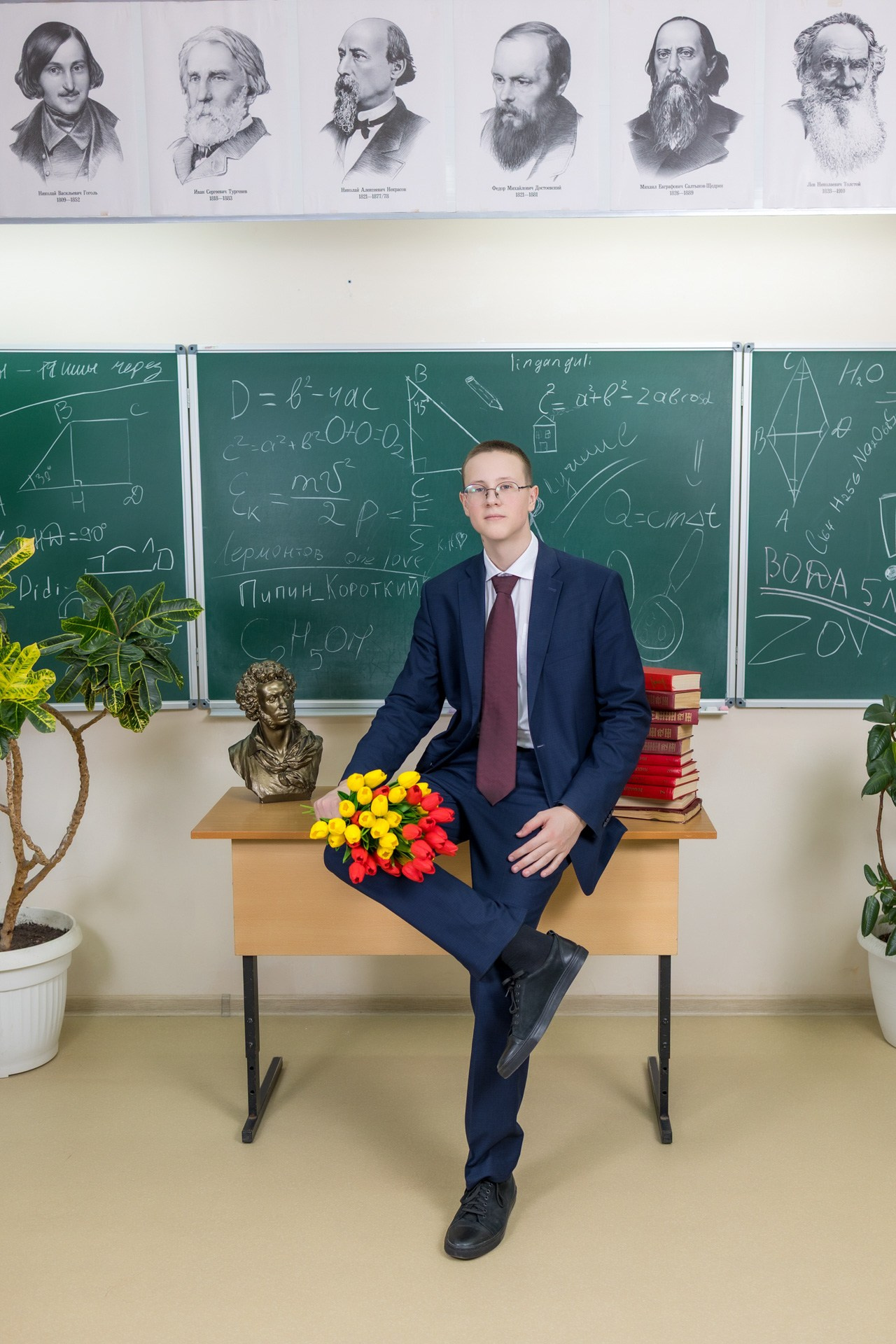 Старшеклассники. В школе, на улице. Фотографы Евгений и Екатерина. Фотофикус. Тюмень