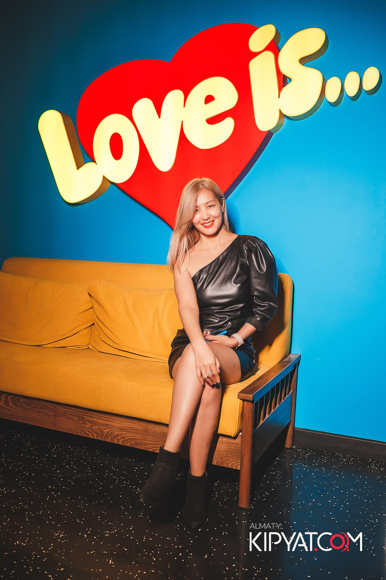 SANTA BARBARA — ВЫСТУПЛЕНИЕ ГРУППЫ REFLEX. КИПЯТКОМ АЛМАТЫ!