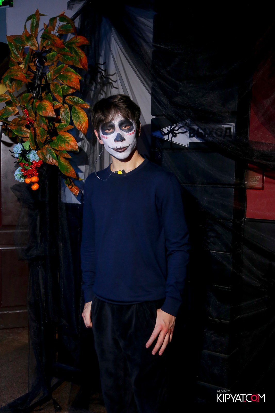 ARAGOSTA ДИСКО-БАР. КИПЯТКОМ АЛМАТЫ!