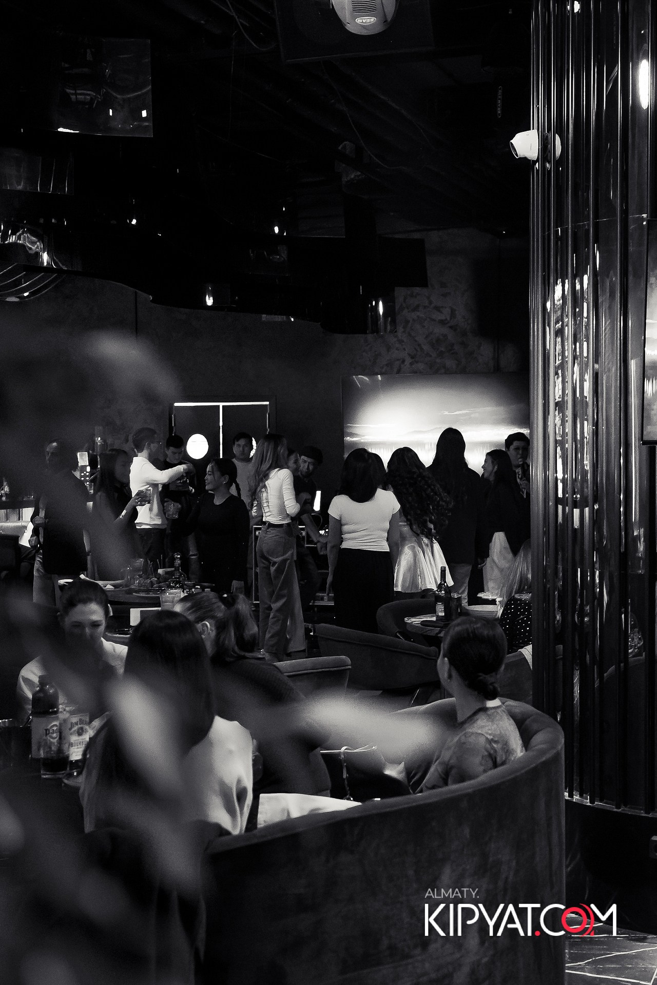 MOOD KARAOKE & TERRACE. КИПЯТКОМ АЛМАТЫ!