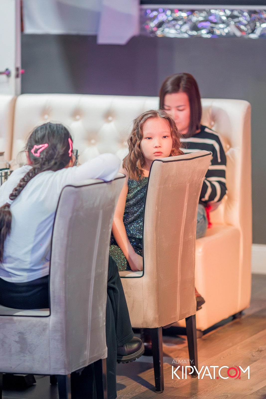 НОВОГОДНИЙ ОТЧЕТНЫЙ КОНЦЕРТ МУЗЫКАЛЬНОЙ ШКОЛЫ «SOULWAY». КИПЯТКОМ АЛМАТЫ!