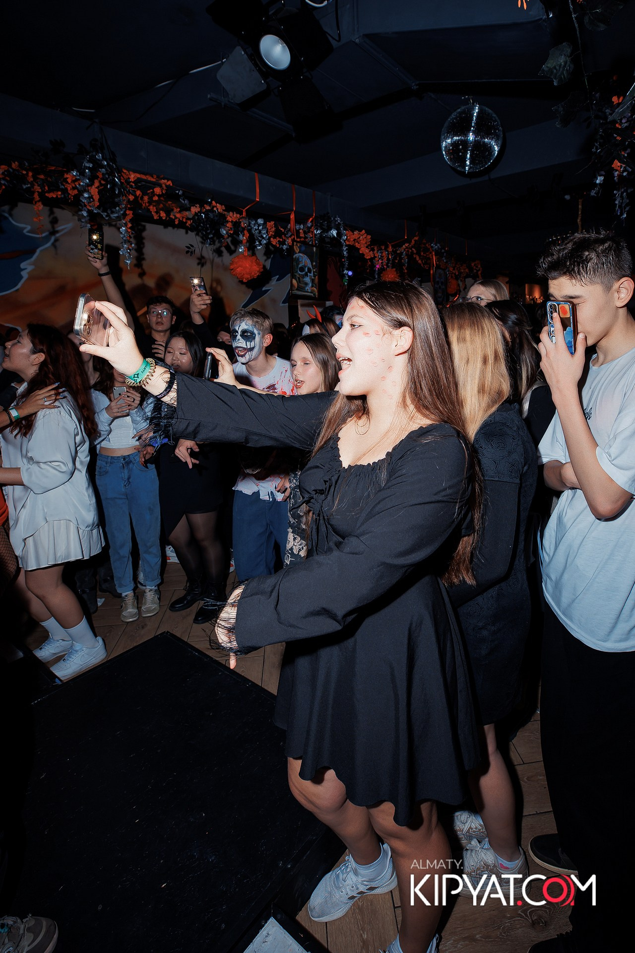 KRASNOFF PARTY ROCKY HORROR BAR. КИПЯТКОМ АЛМАТЫ!